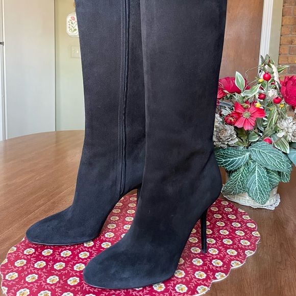 Burberry Suede Leather Knee High Boots with Gold Accents, Italy 38.5 - Picture 1 of 15